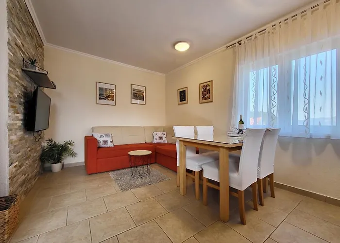 Duje Holiday home *