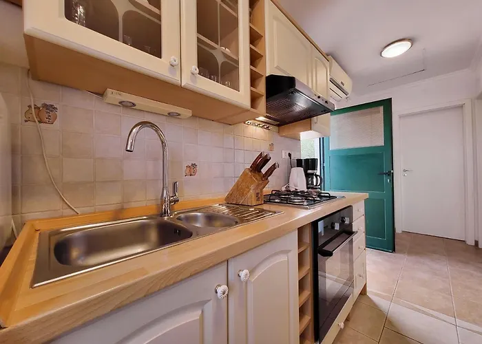 Duje Holiday home *