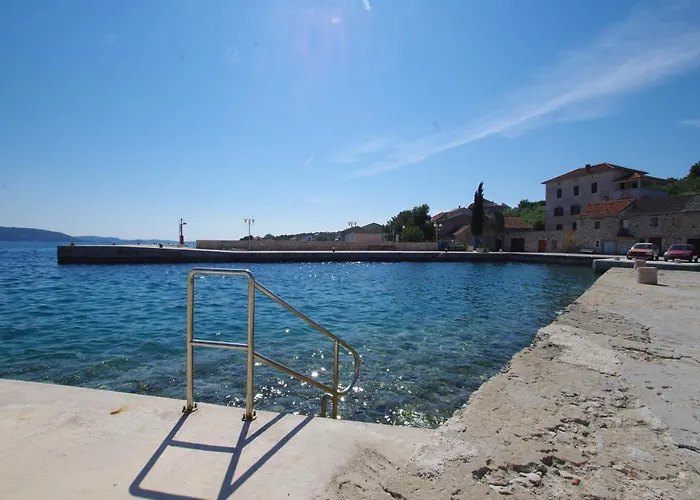 Duje Holiday home