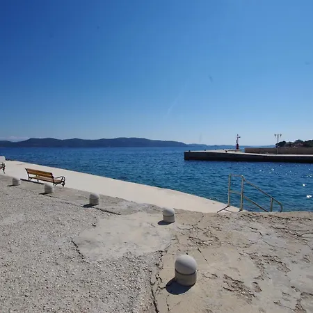 Holiday Duje بيت للعطل